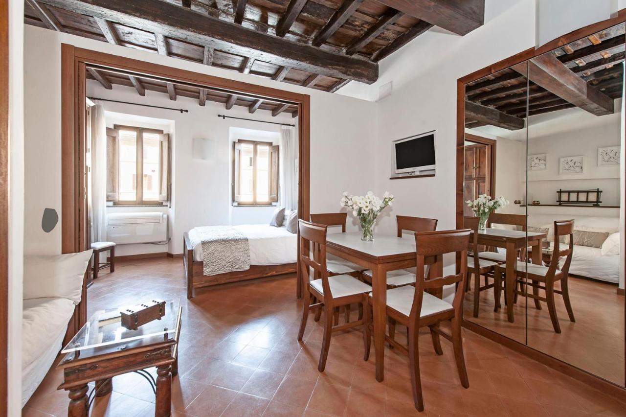 Lovely Apartment Trastevere Center Rome Buitenkant foto